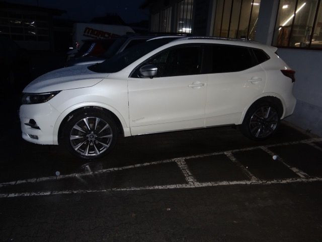 Qashqai Tekna+Automatik LED BOSE AHK abnehmbar Leder